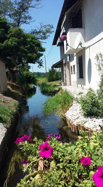Hotel Locanda Da Carla Виджевано Екстериор снимка